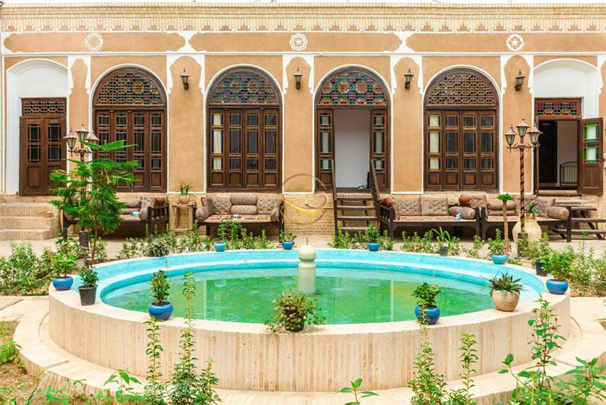 عکس های هتل سنتی رز یزد