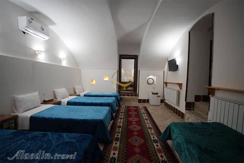 هتل سنتی رز یزد | علاالدین تراول