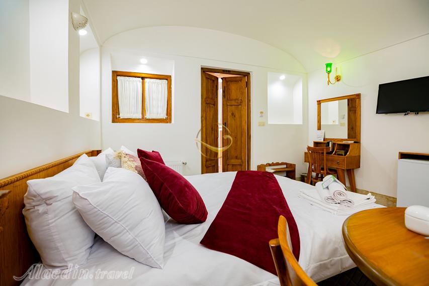 اتاق دو تخته بوتیک هتل صفى خانى یزد | علاءالدین تراول