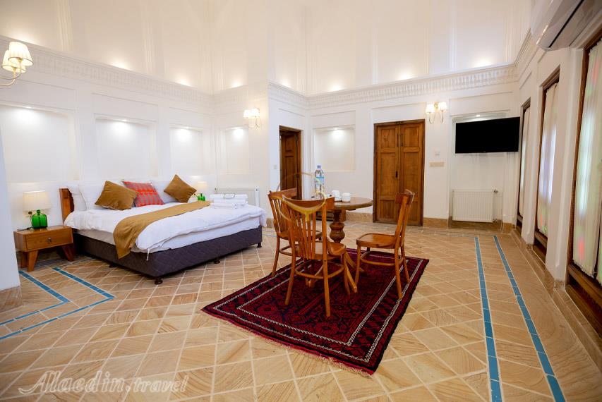 اتاق سوئیت کوچک بوتیک هتل صفى خانى یزد | علاءالدین تراول