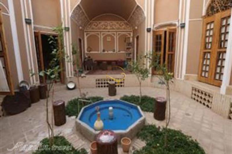 هتل سنتی شهداد یزد