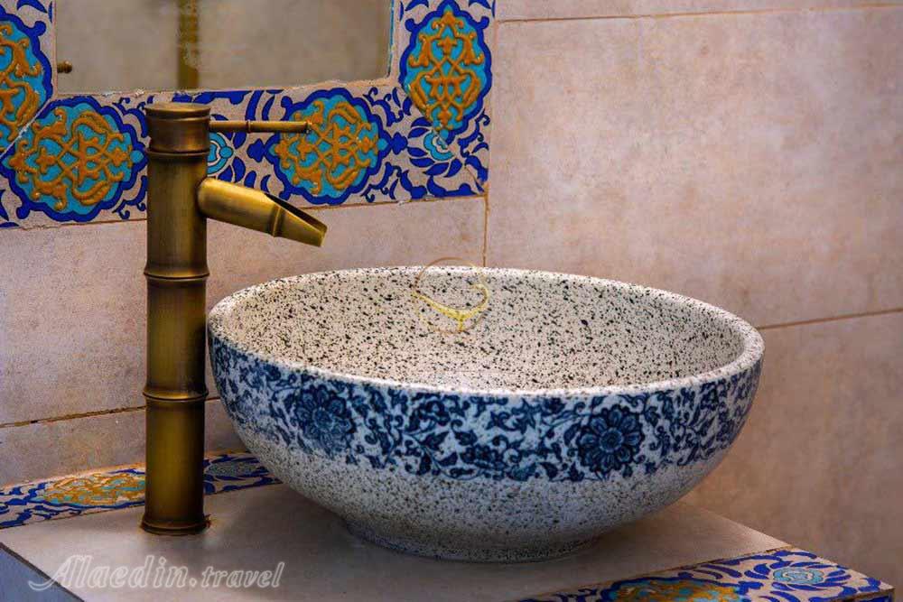 سرویس بهداشتی هتل سنتی ددمان زنجان | علاءالدین تراول