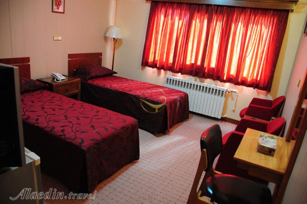 اتاق دوتخته هتل سه ستاره پارک زنجان | علاءالدین تراول