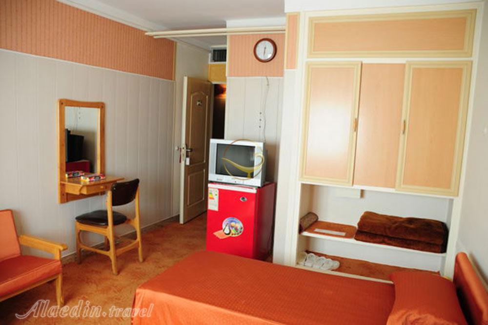 اتاق یک تخته هتل سه ستاره پارک زنجان | علاءالدین تراول