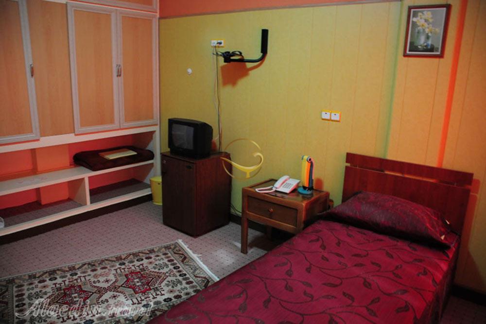 اتاق یک تخته هتل سه ستاره پارک زنجان | علاءالدین تراول