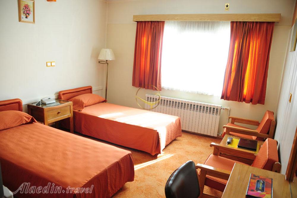 اتاق دوتخته هتل سه ستاره پارک زنجان | علاءالدین تراول