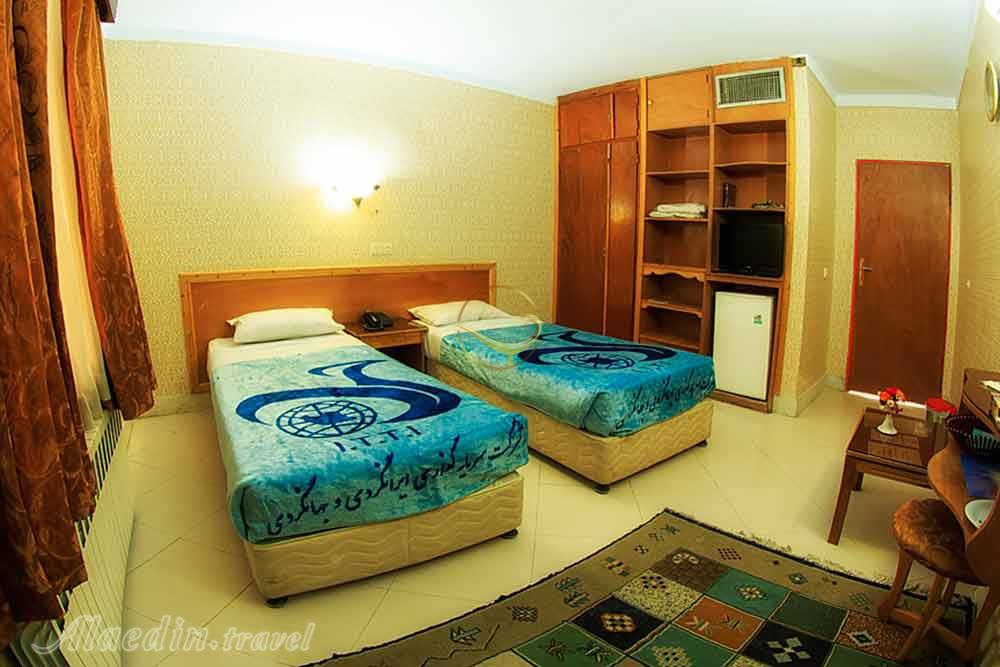 عکس های هتل جهانگردی زنجان