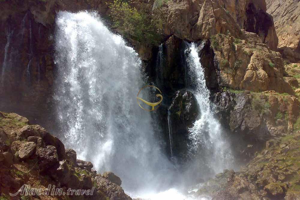 آبشار چکان الیگودرز | علاءالدین تراول