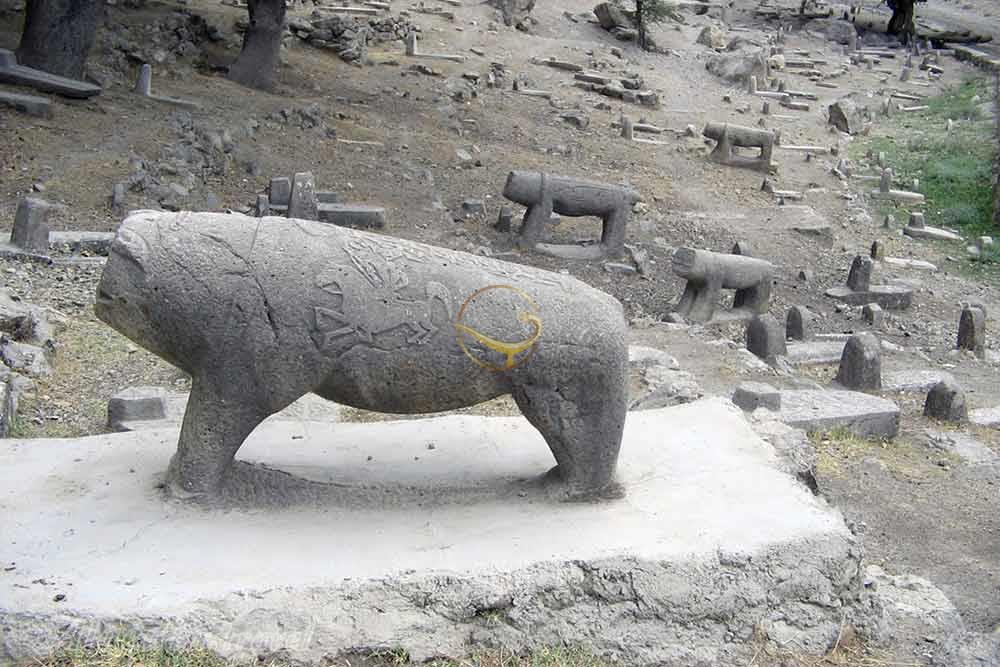 شیرهای سنگی الیگودرز | علاءالدین تراول