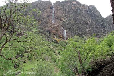 آبشار تاف (برنجه) در الیگودرز