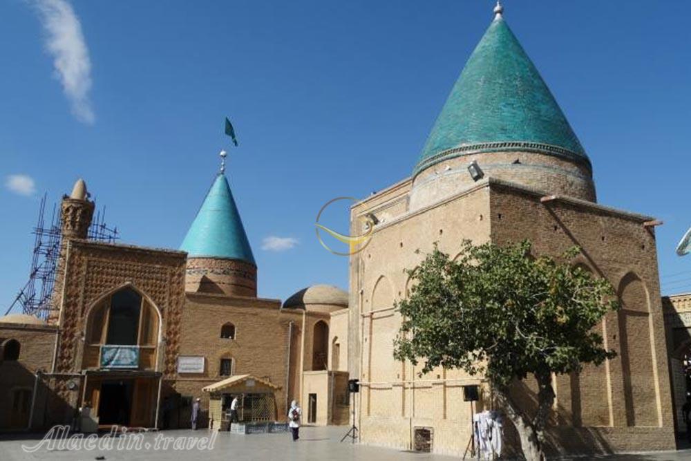 مقبره بایزید بسطامی (مسجد بایزید بسطامی) | علاءالدین تراول