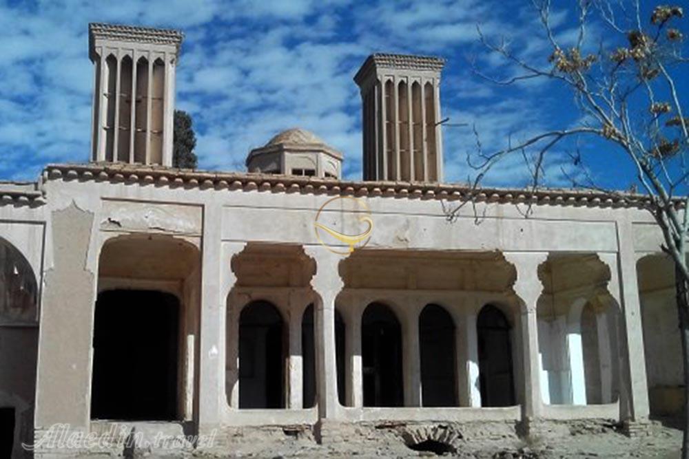 عمارت شترگلو در ماهان | علاءالدین تراول