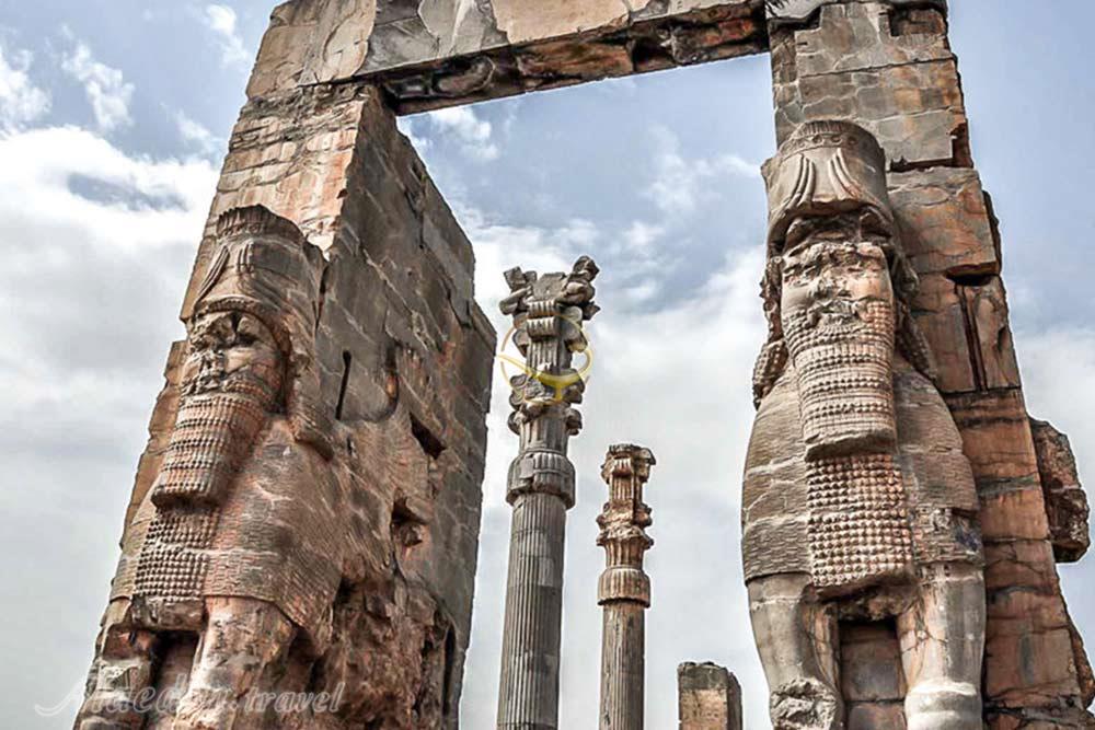 گاوهای بالدار دروازه ملل تخت جمشید | علاءالدین تراول