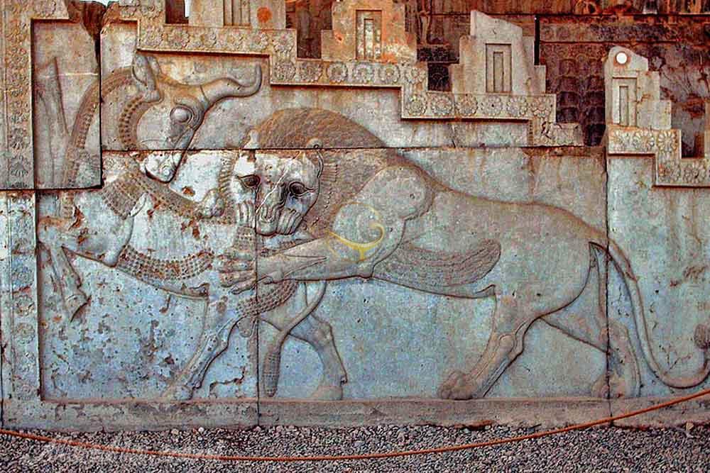 نقش شیر گاو شکن در تخت جمشید | علاءالدین تراول