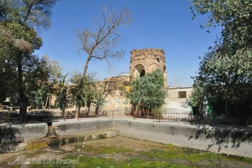 کاروانسرای علی آباد در مهریز | علاءالدین تراول