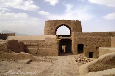 قلعه خورمیز در مهریز