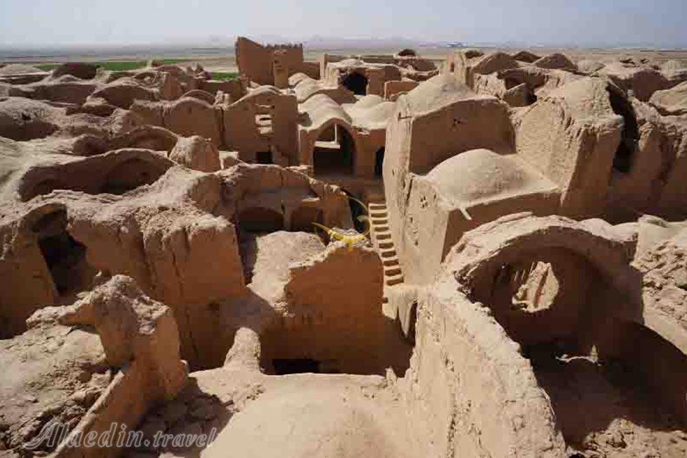 قلعه مهرپادین سریزد در مهریز | علاءالدین تراول