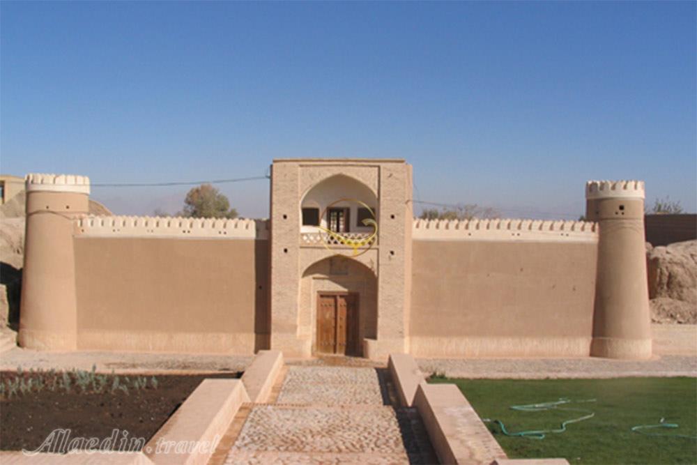 چاپارخانه میبد | علاءالدین تراول