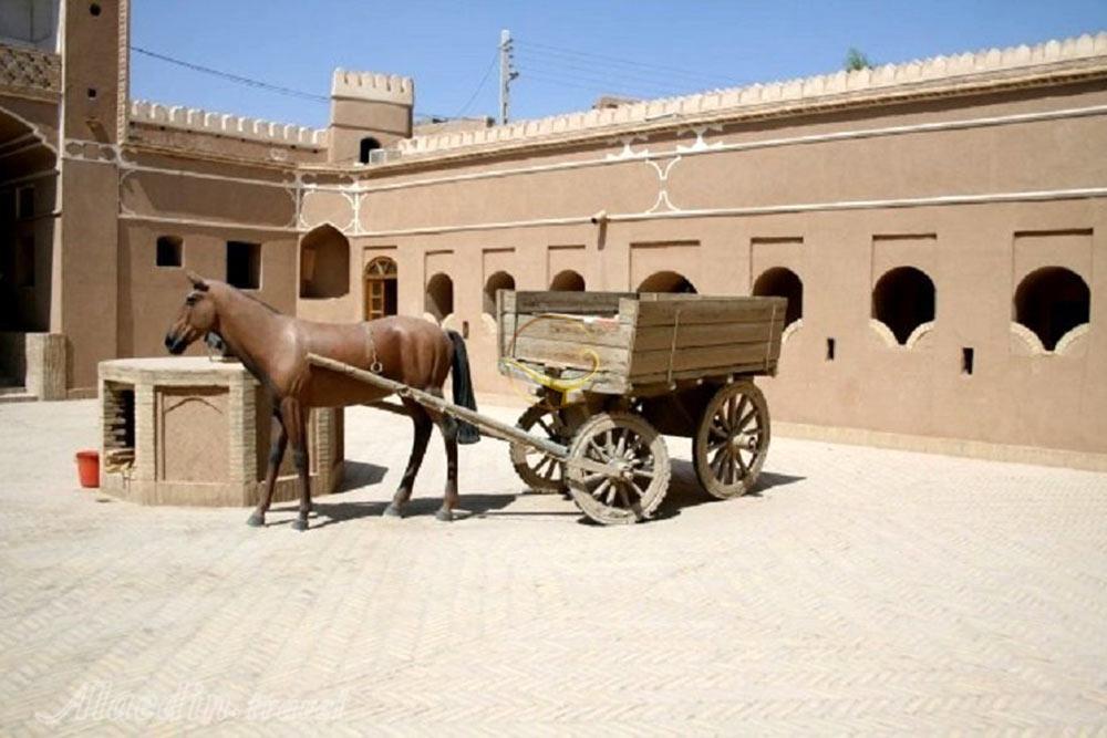 چاپارخانه میبد | علاءالدین تراول