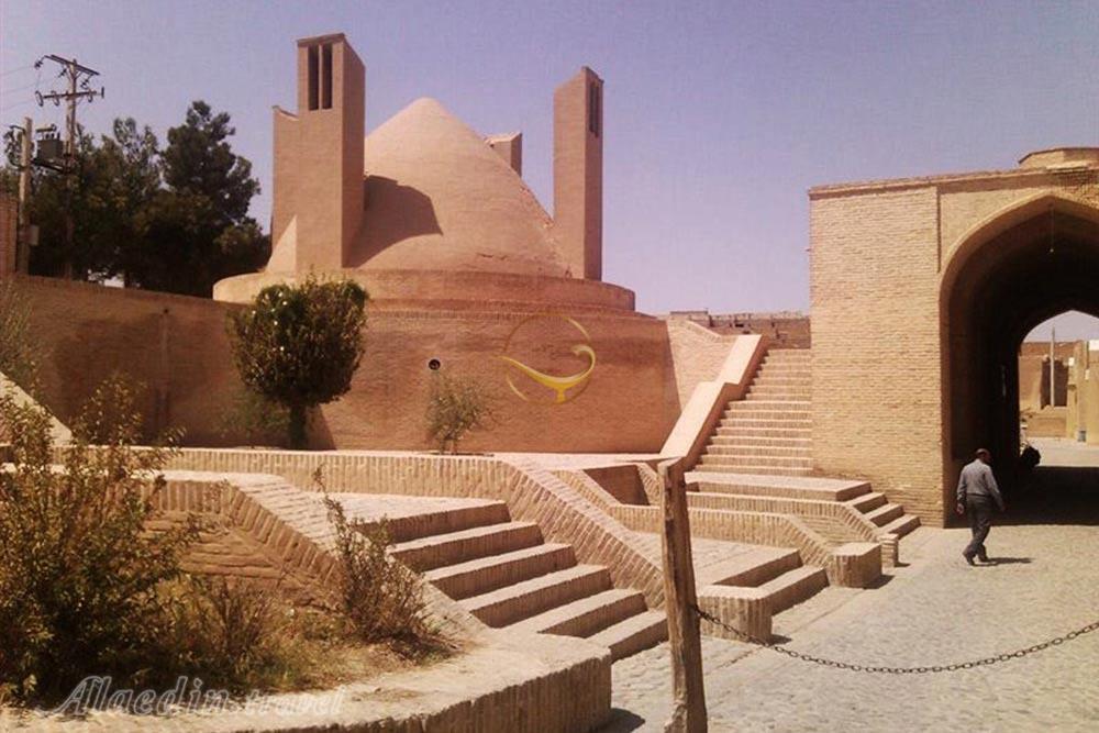 برج محمودآباد میبد | علاءالدین تراول