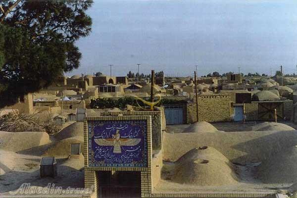 روستای مزرعه کلانتر میبد