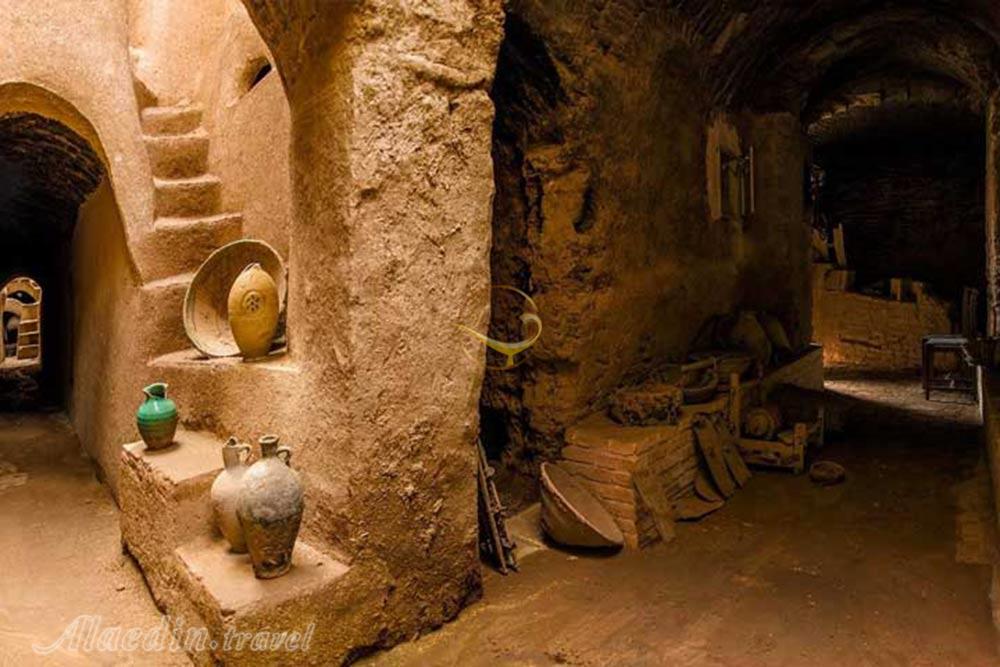 قلعه مهرجرد میبد | علاءالدین تراول