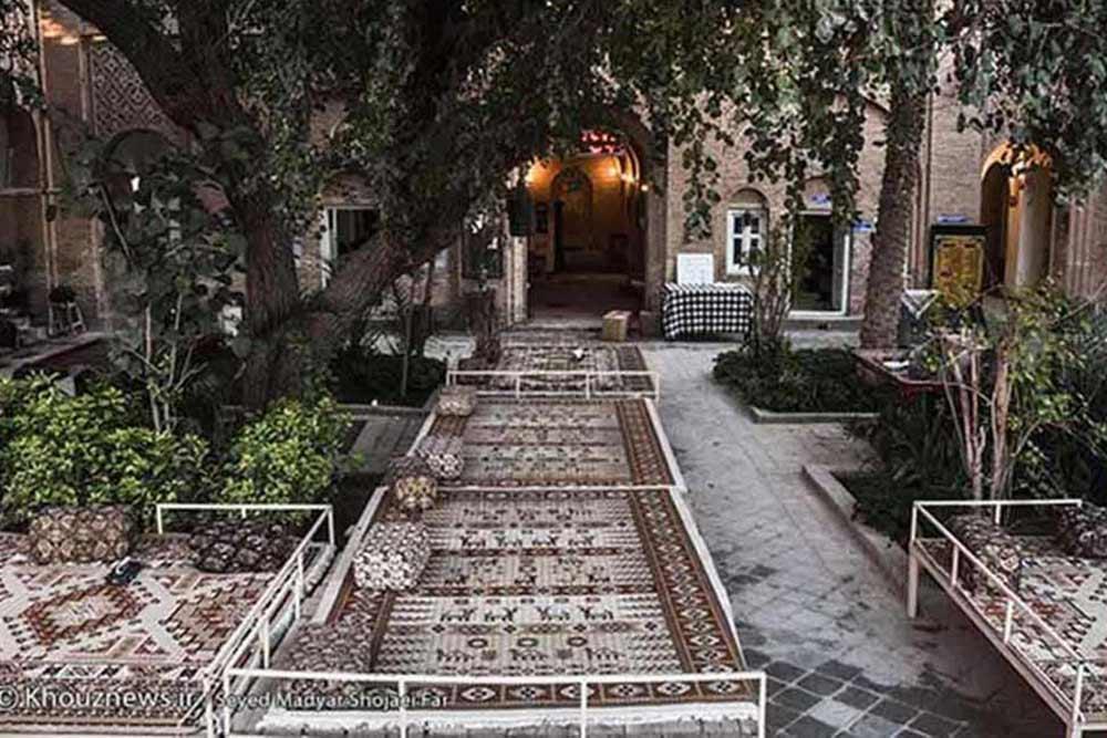 رستوران موزه مستوفی شوشتر | علاءالدین تراول