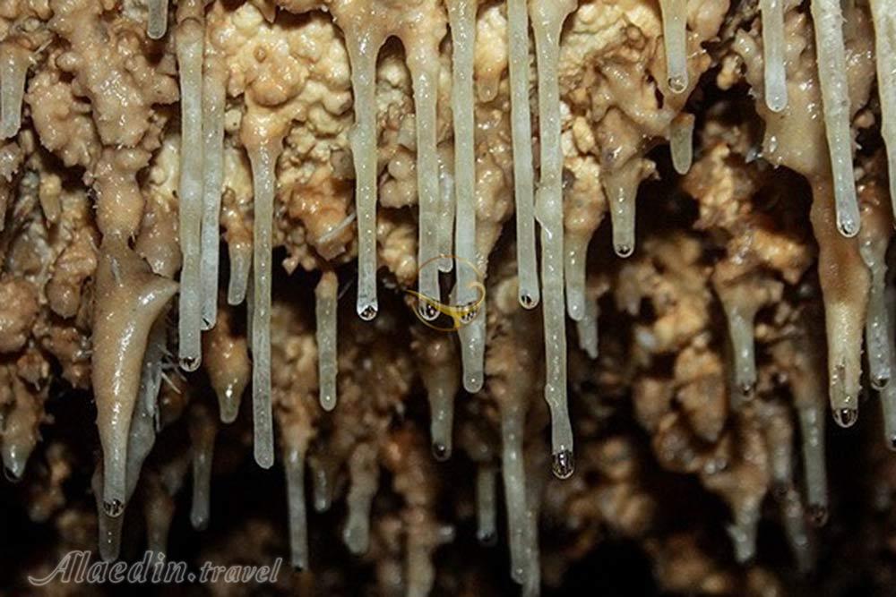 غار حلوان در طبس | علاءالدین تراول