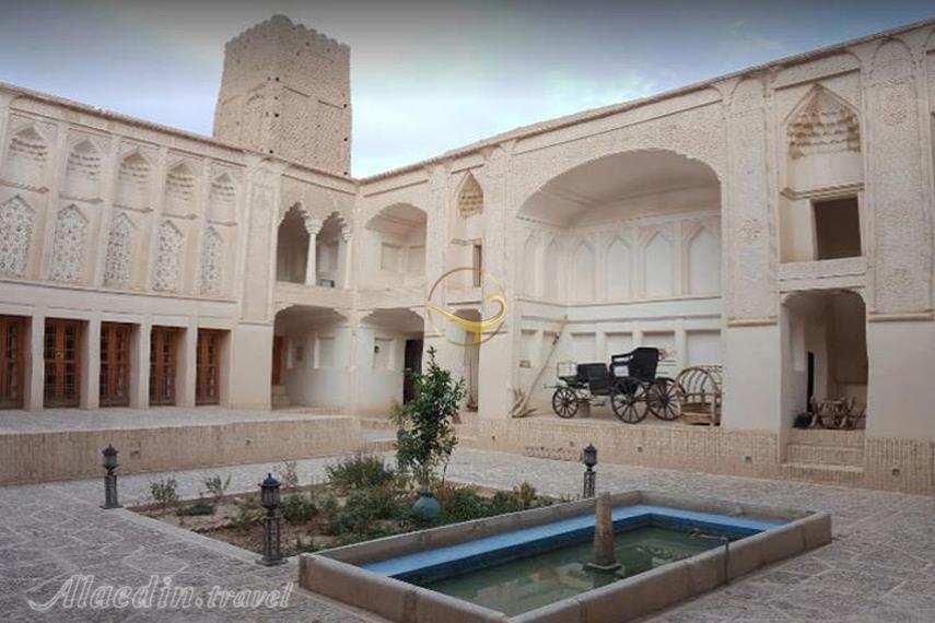 خانه صولت (موزه مردم شناسی ابرکوه) | علاءالدین تراول