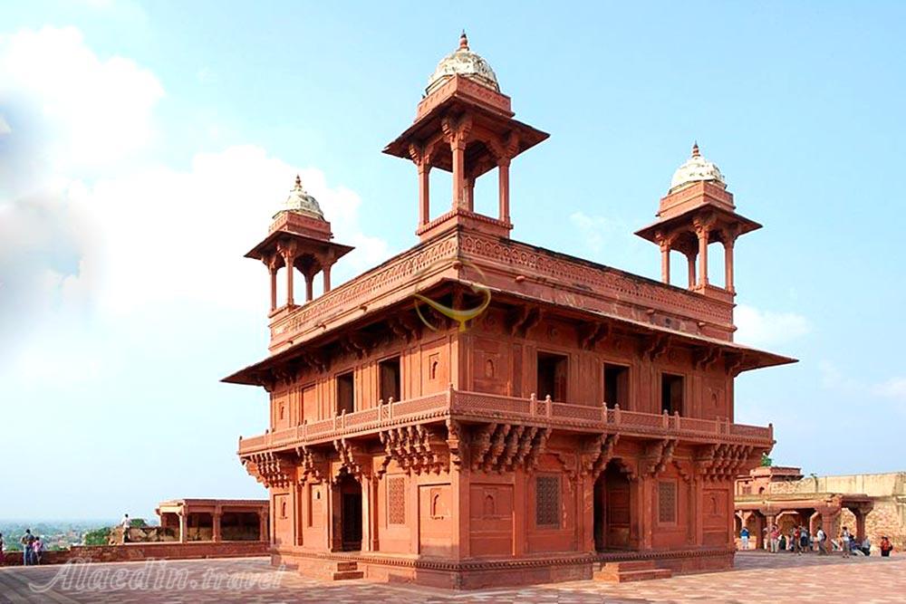 فاتح پور سیکری (شهر پیروزی) در آگرا - هند | علاءالدین تراول