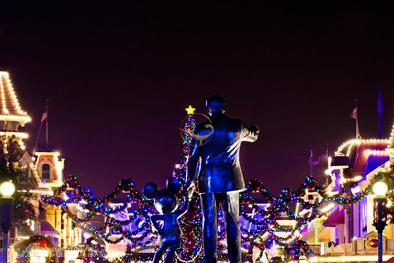 پارک تفریحی دیزنی لند آناهایم - آمریکا | علاءالدین تراول