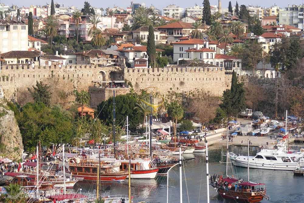 بندر تاریخی آنتالیا مارینا در ترکیه | علاءالدین تراول