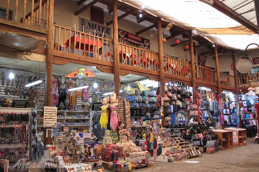 بازار قدیمی آنتالیا در ترکیه | علاءالدین تراول
