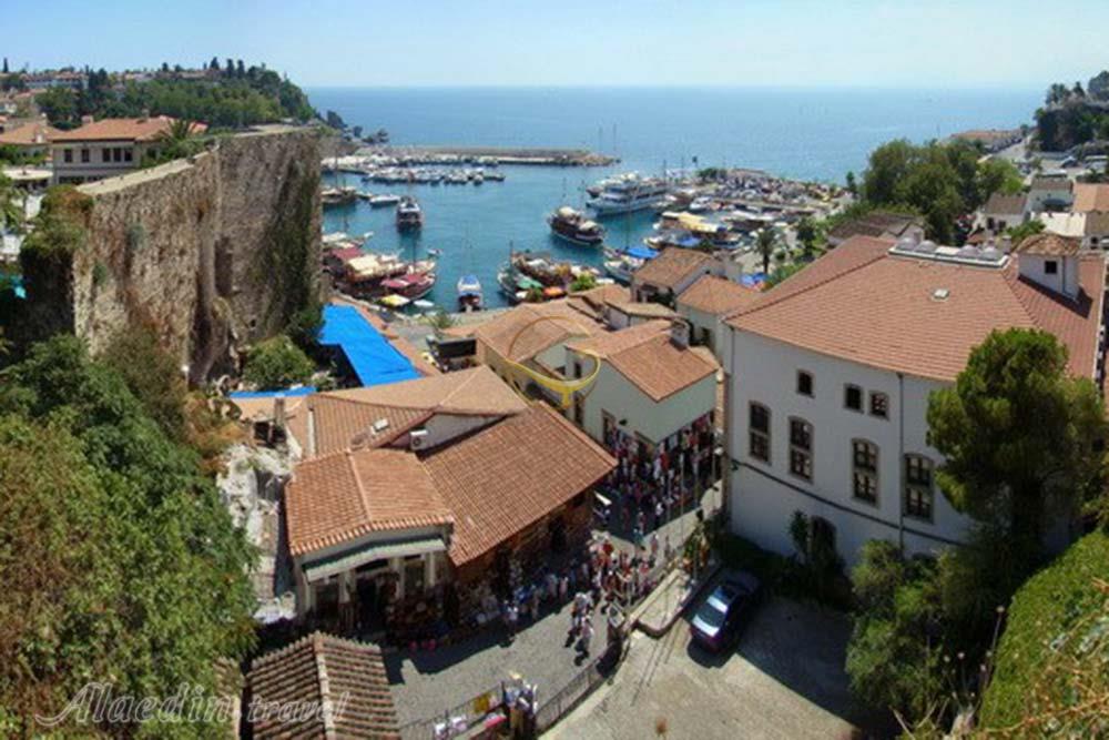 شهر قدیم آنتالیا در ترکیه | علاءالدین تراول