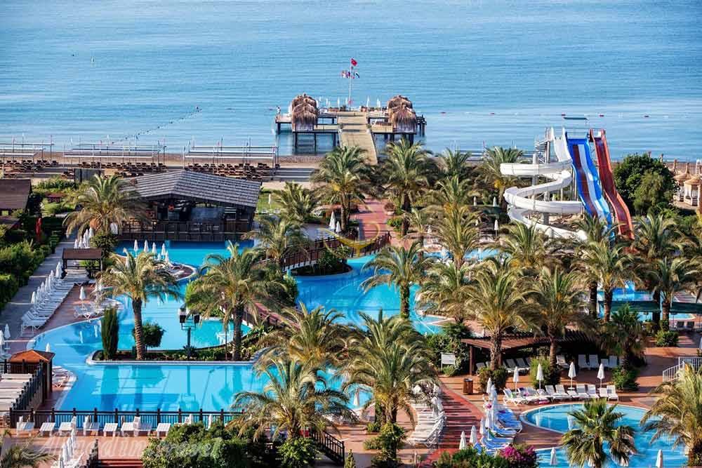 منطقه تفریحی لارا در آنتالیا - ترکیه | علاءالدین تراول