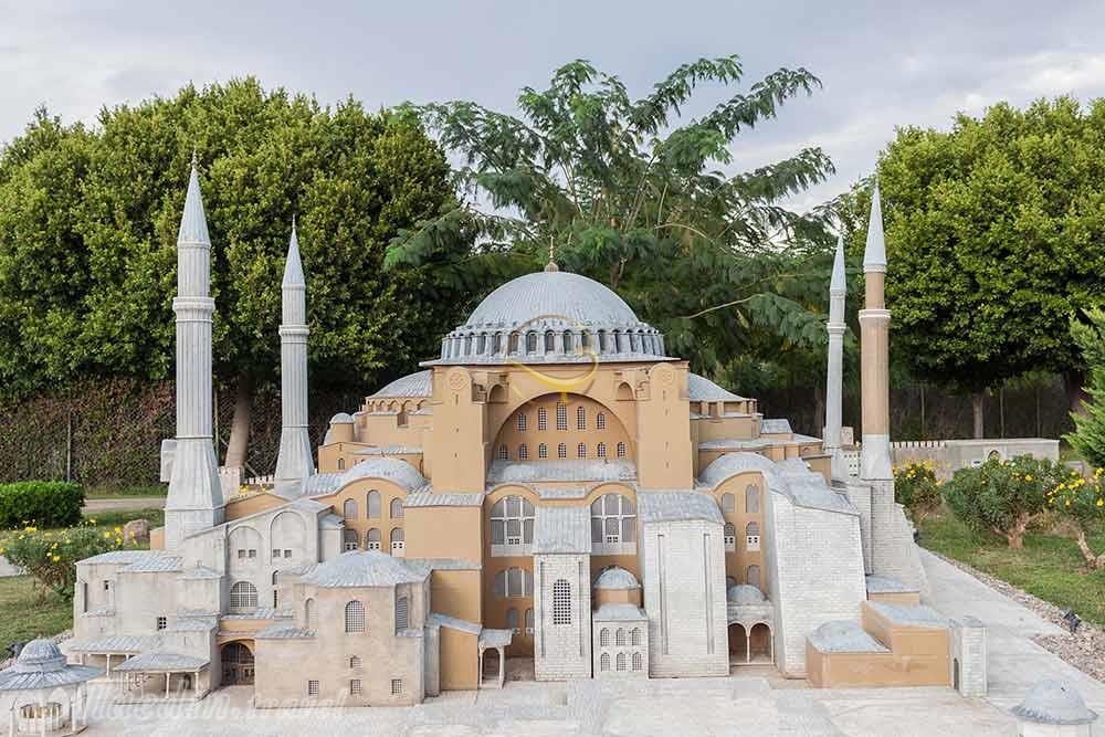 پارک مینی سیتی در آنتالیا - ترکیه | علاءالدین تراول