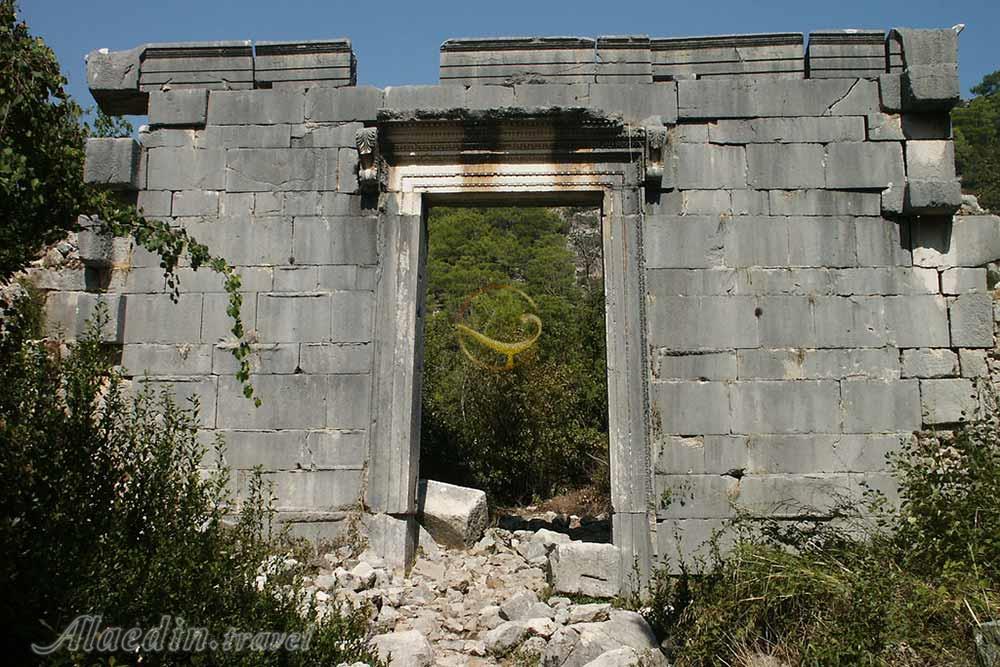 بقایای شهر باستانی المپوس در آنتالیا - ترکیه | علاءالدین تراول