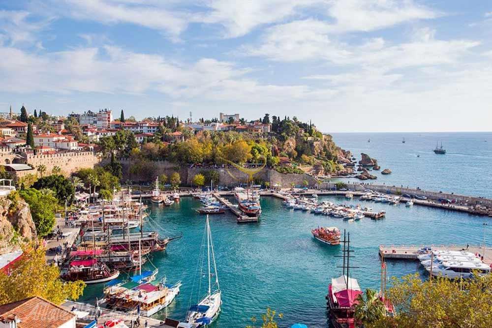 بندر قدیمی آنتالیا در ترکیه | علاءالدین تراول