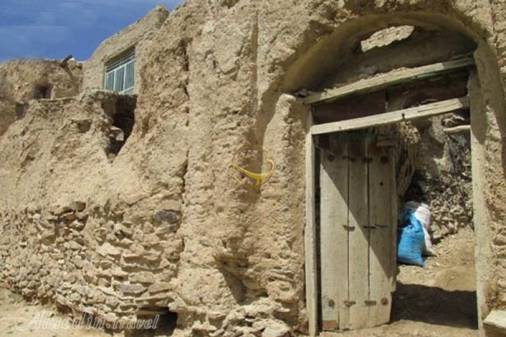 روستای قالیباف آرادان | علاءالدین تراول