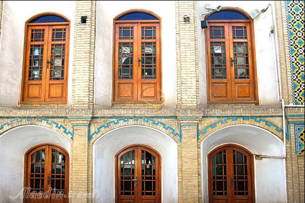 نمای بیرونی خانه حسن پور اراک | علاءالدین تراول