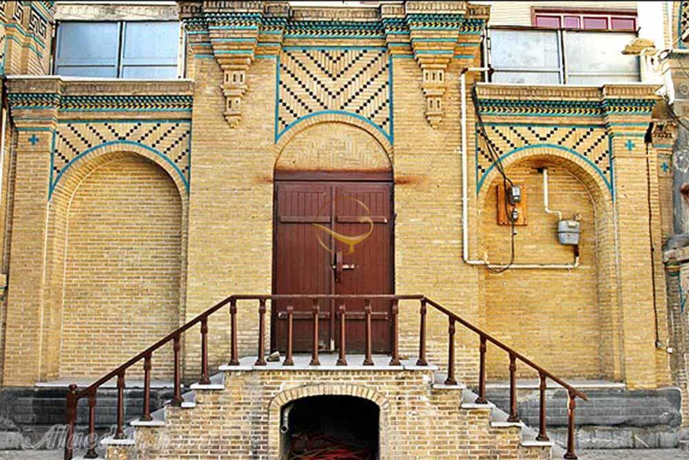 درب ورودی خانه حسن پور اراک | علاءالدین تراول