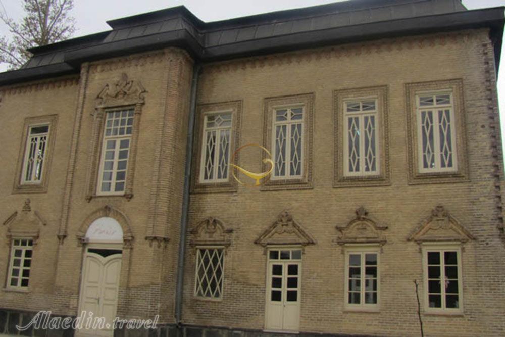 نمای بیرونی خانه تاریخی خاکباز | علاءالدین تراول