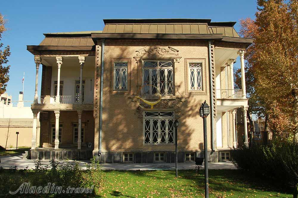 نمای بیرونی خانه تاریخی خاکباز | علاءالدین تراول