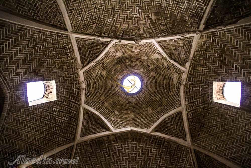 کاروانسرای ابوزید آباد در آران و بیدگل | علاءالدین تراول