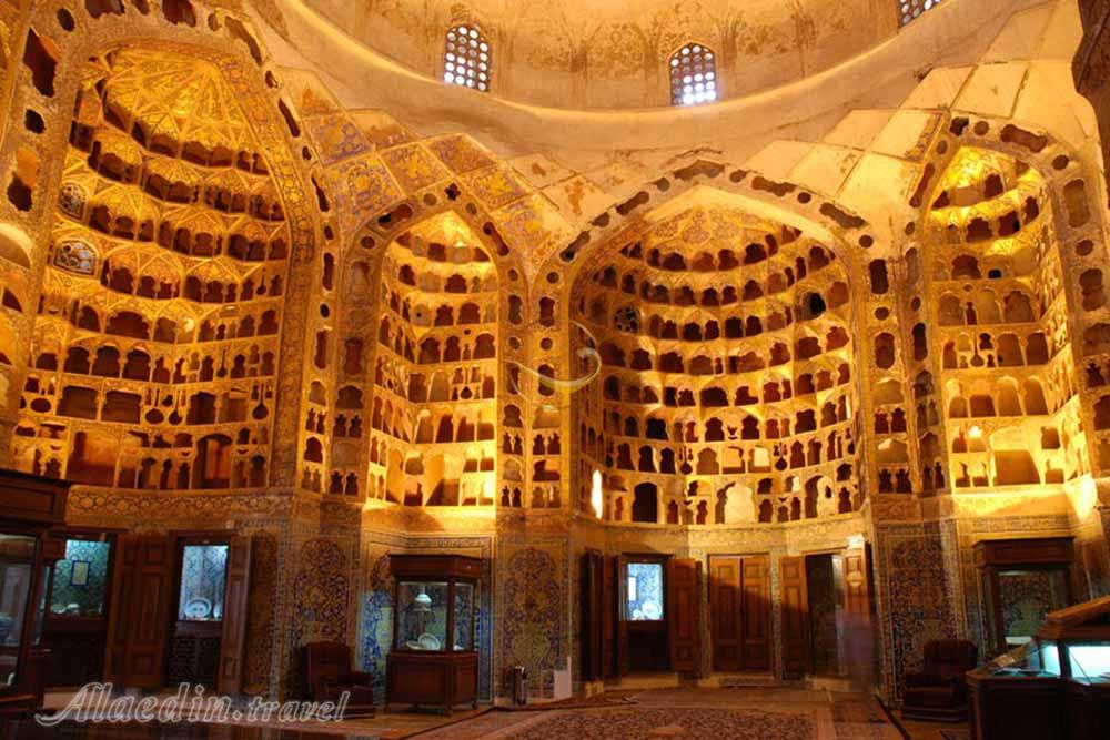 موزه چینی خانه اردبیل | علاءالدین تراول