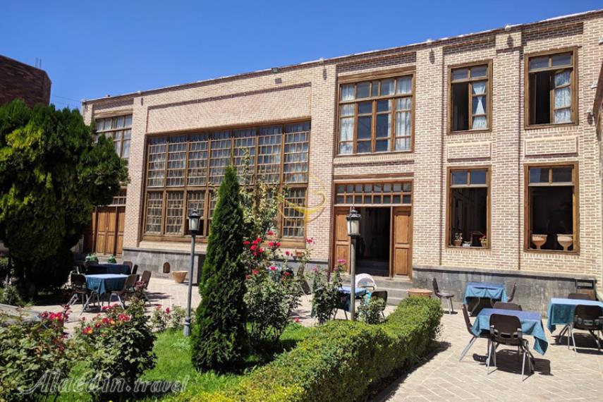 بوتیک هتل خانه تاریخی صادقی اردبیل
