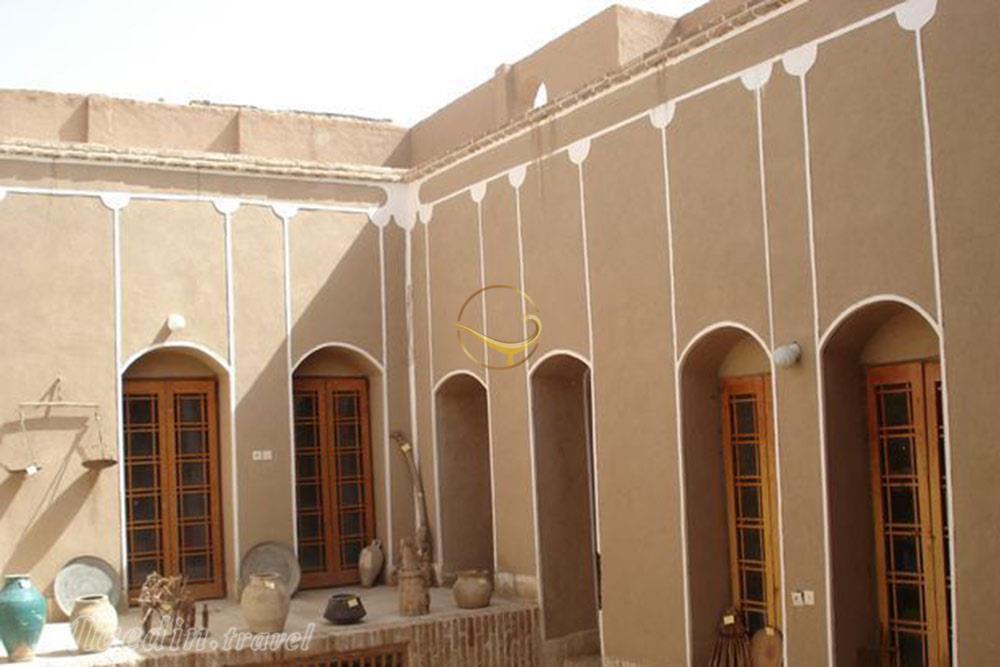 خانه وحشی بافقی | علاءالدین تراول