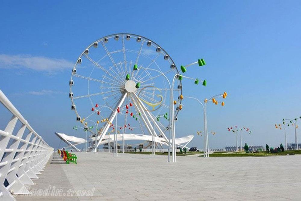 چرخ و فلک چشم باکو - جمهوری آذربایجان | علاءالدین تراول