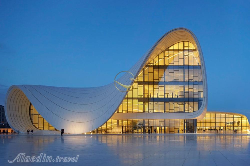 مرکز فرهنگی حیدر علی اف باکو - جمهوری آذربایجان | علاءالدین تراول