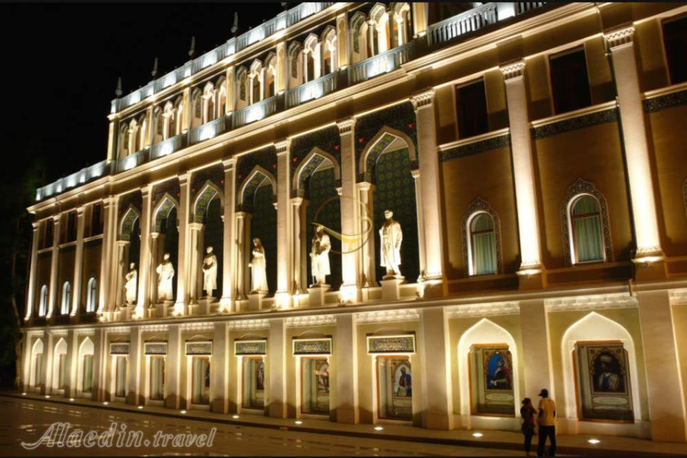 موزه ادبیات نظامی گنجوی باکو - جمهوری آذربایجان | علاءالدین تراول